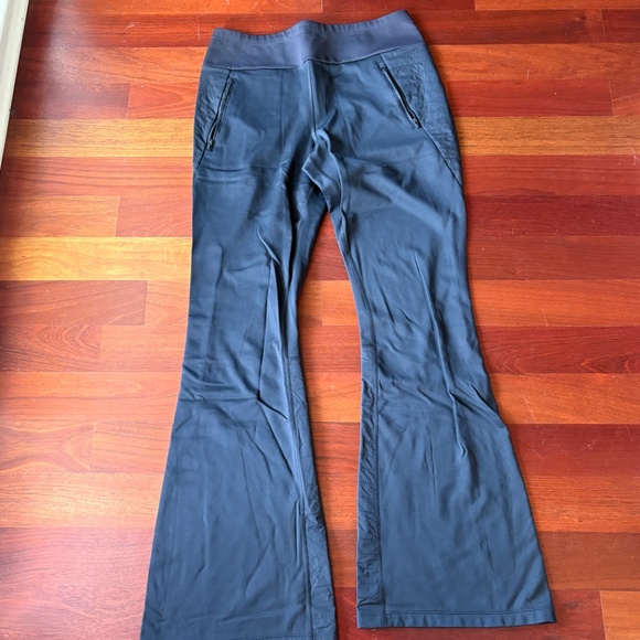Athleta Hybrid Peak Fleece Lined Pants - Picture 3 of 8